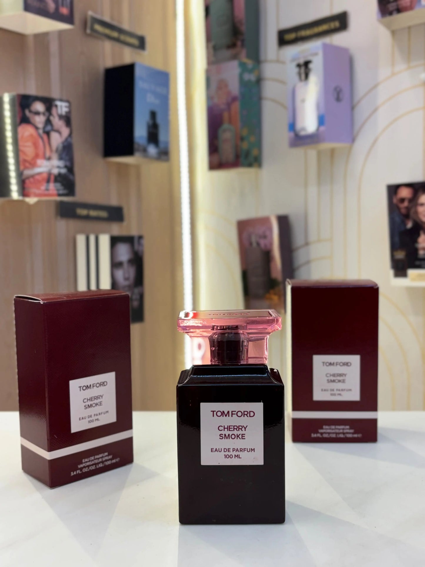 185 Tom Ford Cherry Smoke Eau de Parfum 100ml - Unisex