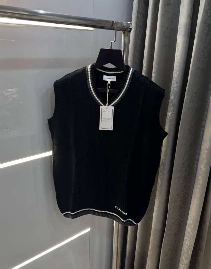 Coac_h Black Knitted Premium Sleeveless Pull Over Main image