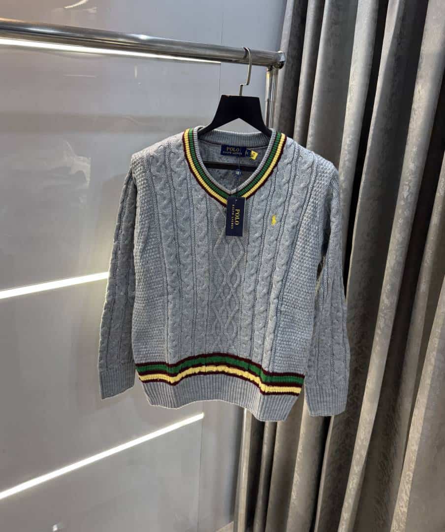 Ralp h lauren Grey Knitted Premium Pull Over Secondary image