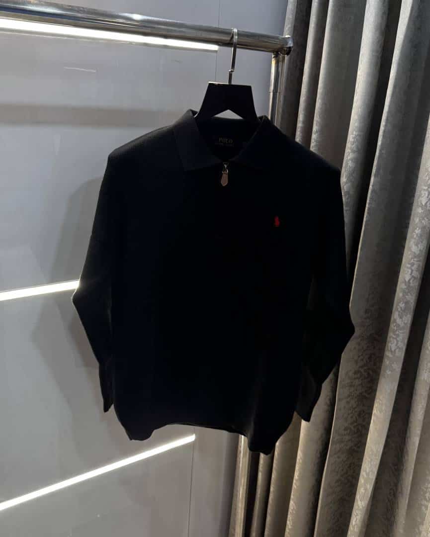 Ralp h Lauren C Black Knitted Premium Pull Over Secondary image