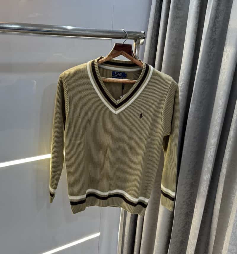 Ralp h Lauren Beige Imported Knitted Pull Over Secondary image