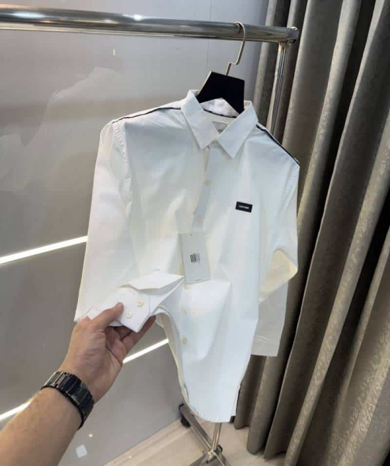 Calvi n Klein White Shoulder Look Premium Classic Shirt Secondary image