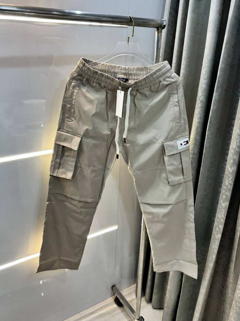Tommy Hilfige r Light Beige Premium Cargo Trackpant Main image