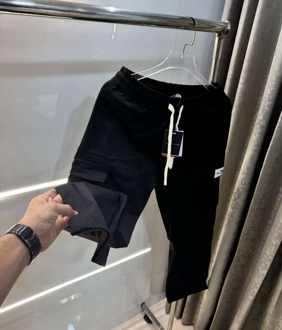 Tommy Hilfig e Black Premium Cargo Trackpant Secondary image