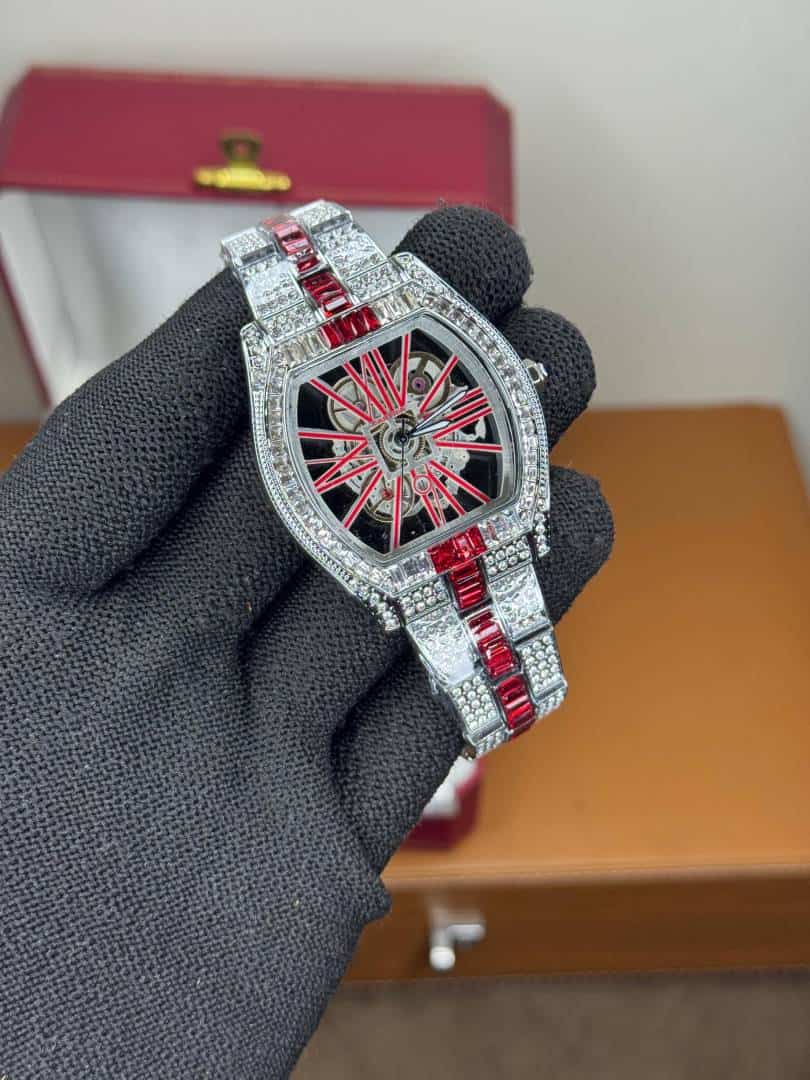 Cartie r Santos Diamond Red Limited Edition Watch