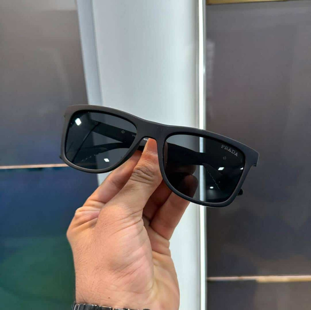 Prad a Milano All Black Lux!ury Shade 03