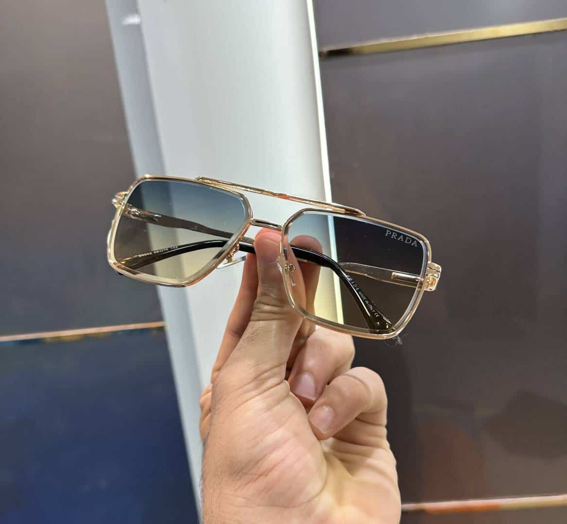 Prad a Milano Gold-Multi Luxury Shade 4042 Secondary image
