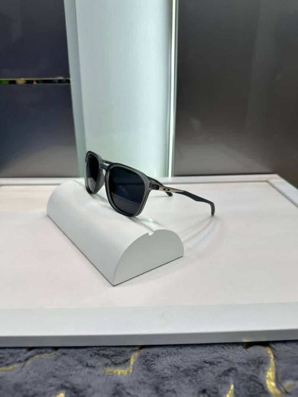 Oakle y All Grey Luxury Shade 4932