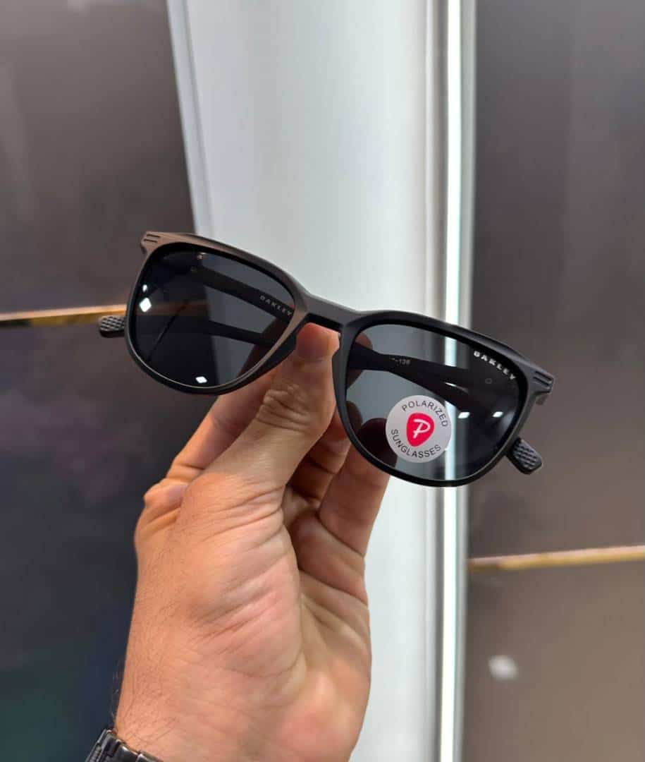 Oakle y All Black Premium Shade 2402