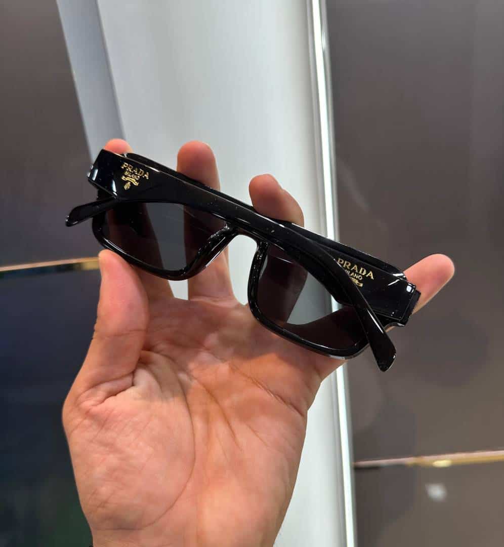 Prad a Milano All Black LuXury Shade 055