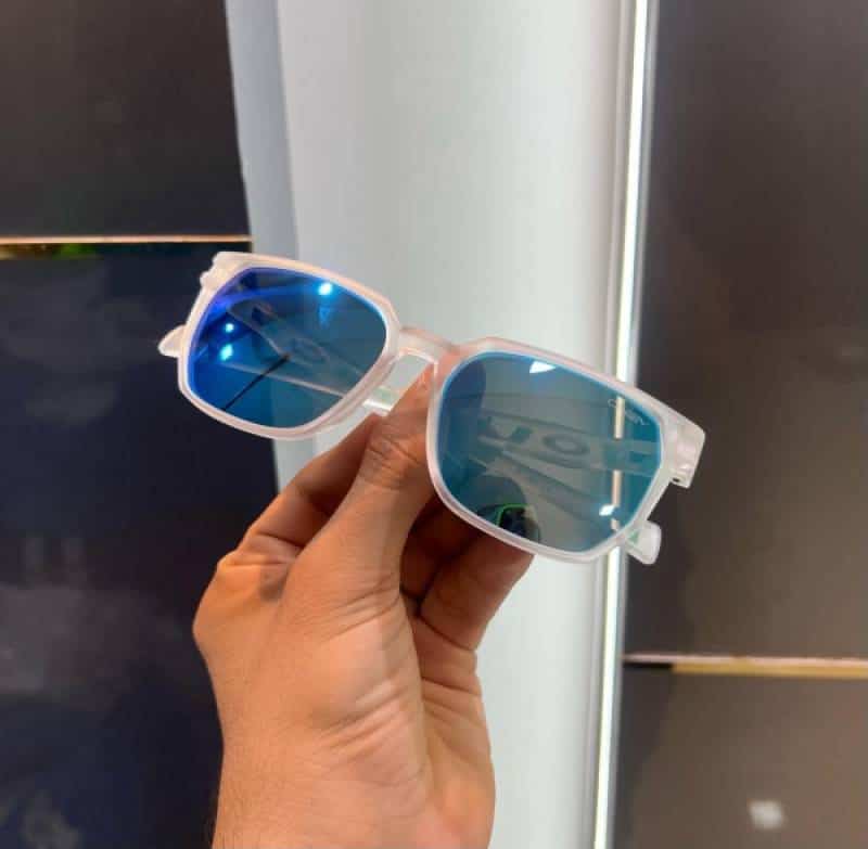 Oakle y Designer Transparent Stick Blue Shade 3385 Secondary image