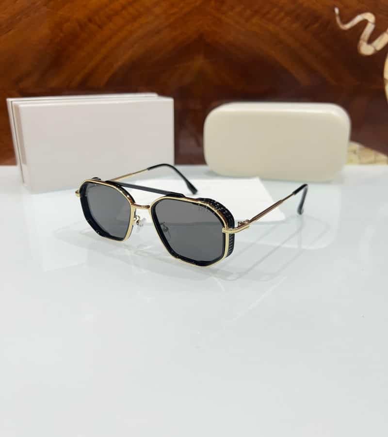 Dita Black With Gold 2828 Main image