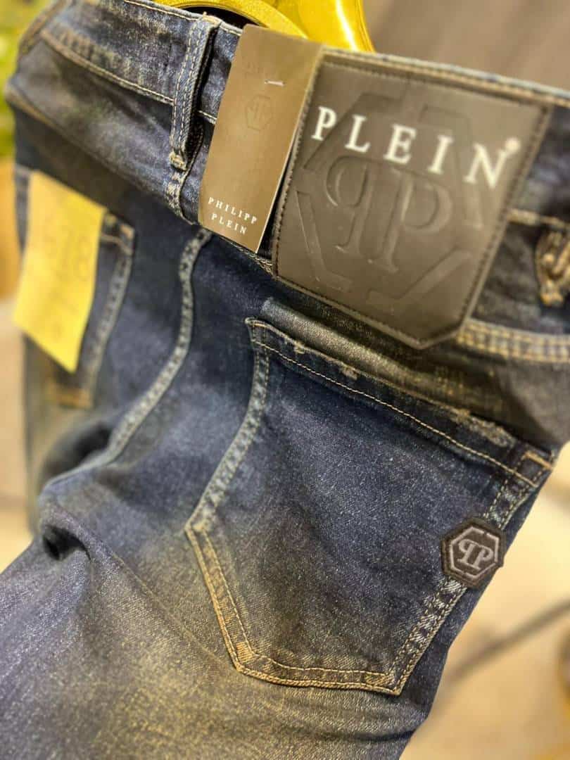 PLEIN IMPORTED STORE ARTICLE JEANS
