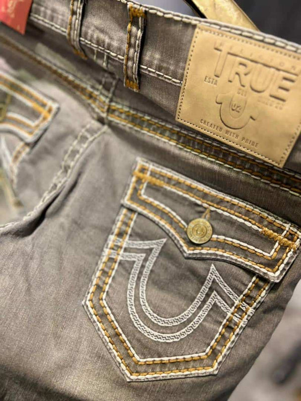 TRUE RELIGION IMPORTED JEANS 100% BOOTCUT