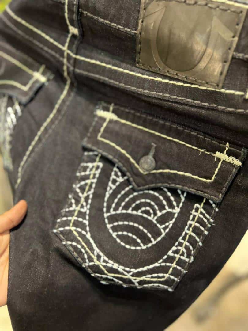 TRUE RELIGION IMPORTED JEANS 100% BOOTCUT