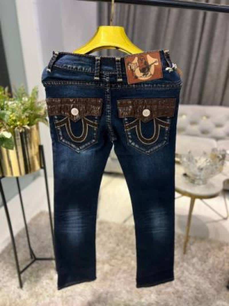 TRUE RELIGION IMPORTED JEANS 100% BOOTCUT Secondary image