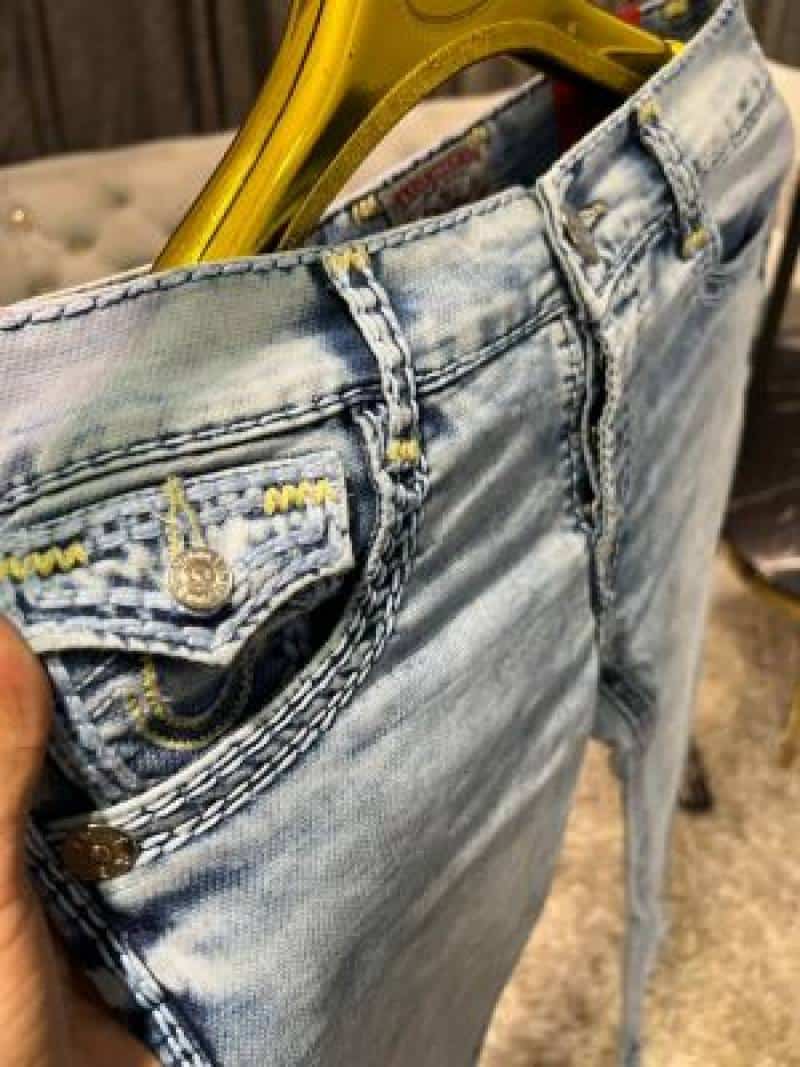 TRUE RELIGION IMPORTED JEANS 100% BOOTCUT