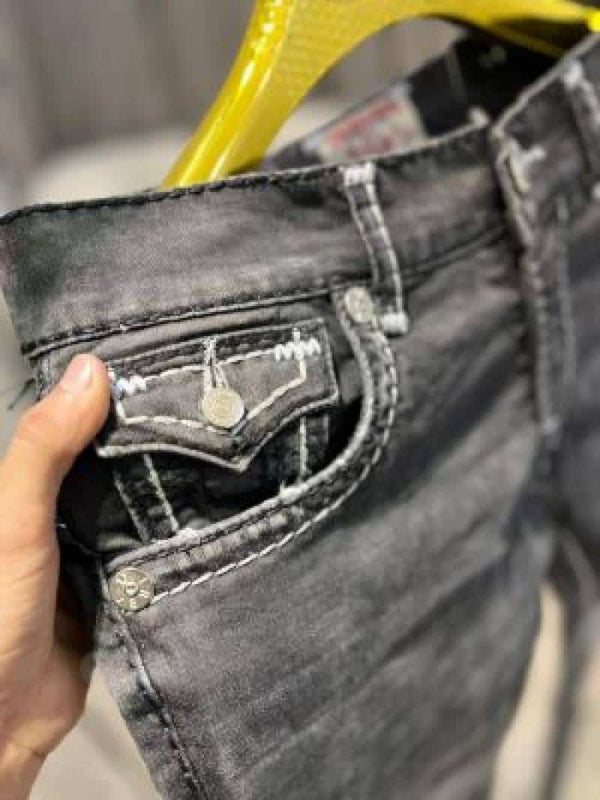 TRUE RELIGION IMPORTED JEANS 100% BOOTCUT LIGHT GREY