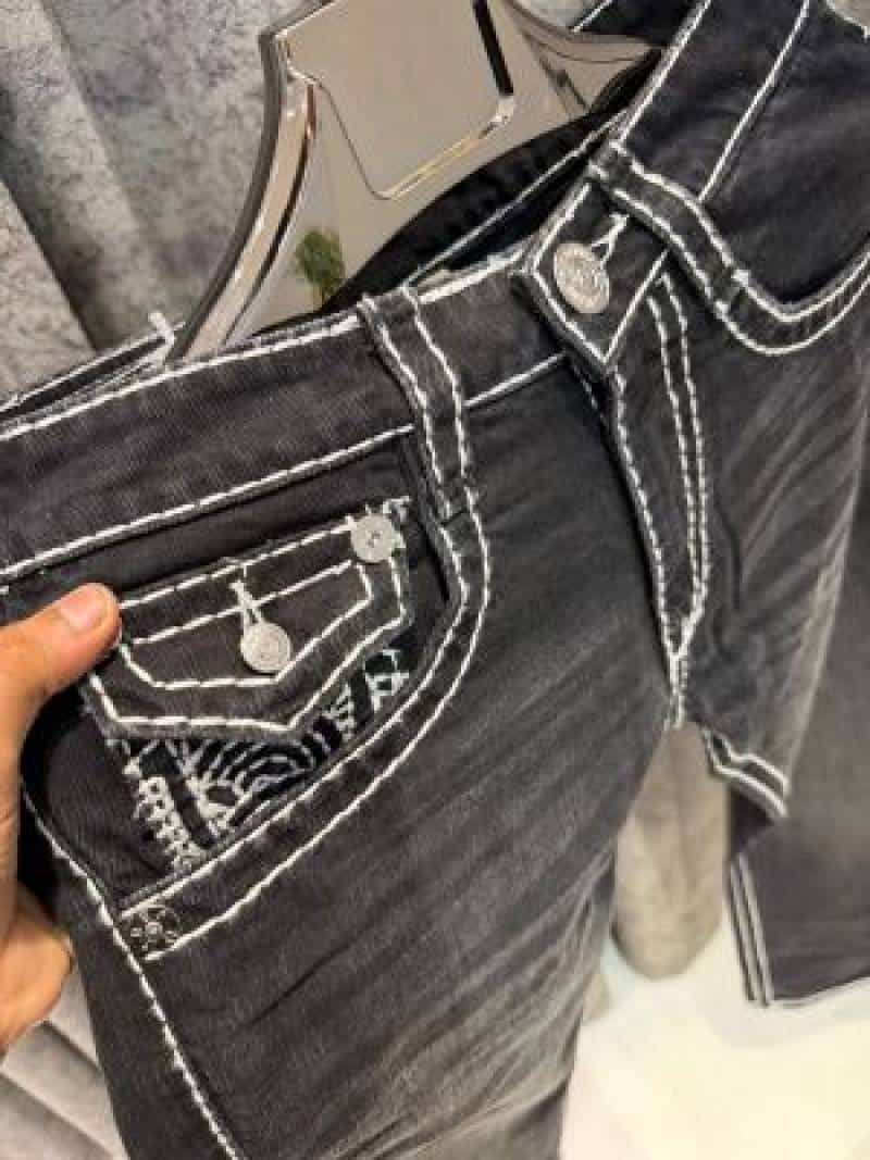 TRUE RELIGION IMPORTED JEANS 100% BOOTCUT