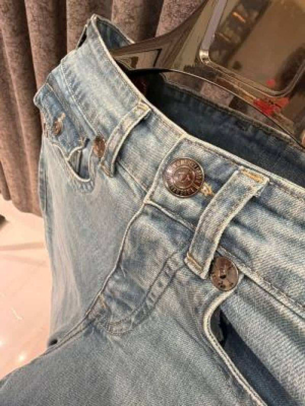 TRUE RELIGION IMPORTED JEANS 100% BOOTCUT