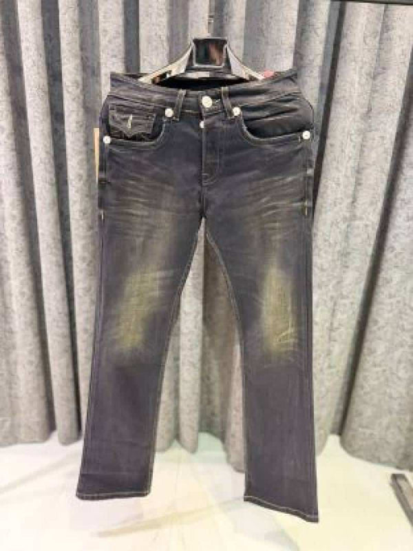 TRUE RELIGION IMPORTED JEANS 100% BOOTCUT
