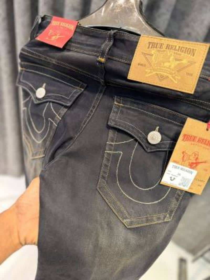 TRUE RELIGION IMPORTED JEANS 100% BOOTCUT