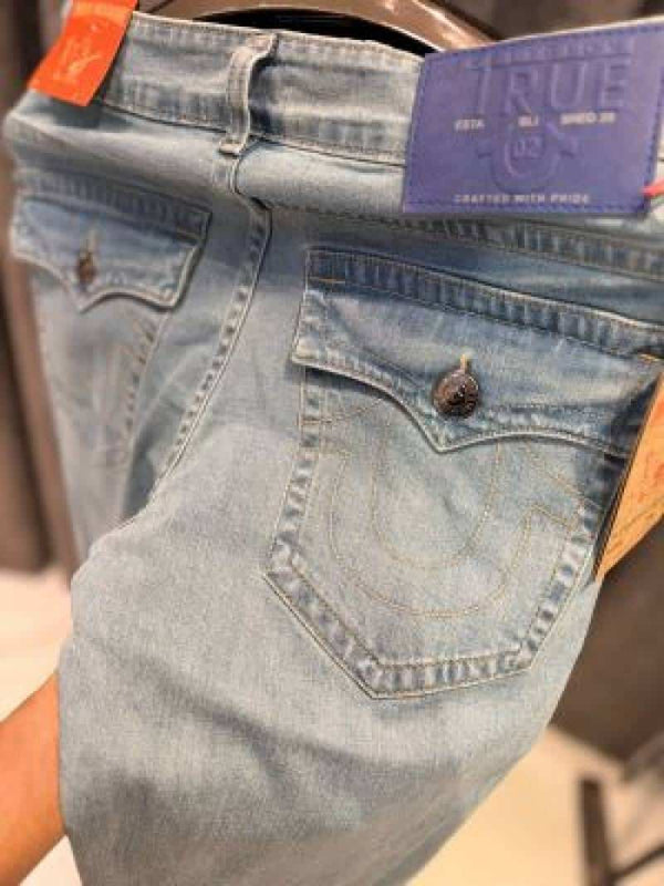 TRUE RELIGION IMPORTED JEANS 100% BOOTCUT