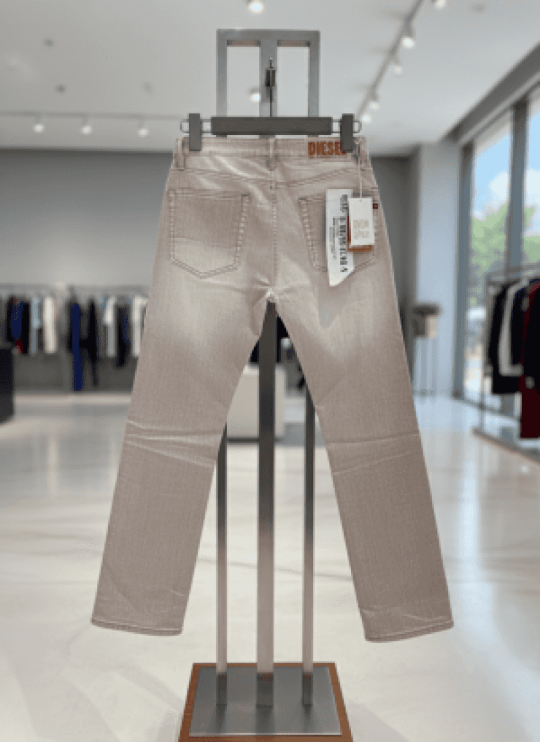 DIESE_L IMPORTED BOOTCUT CODE ROY CREAM JEANS