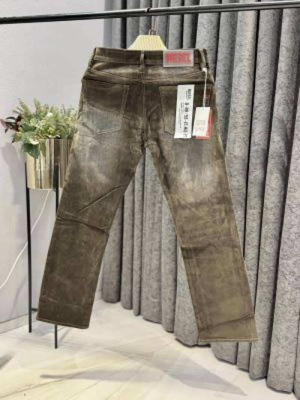 DIESE_L IMPORTED BOOTCUT CODE ROY COFFEE JEANS