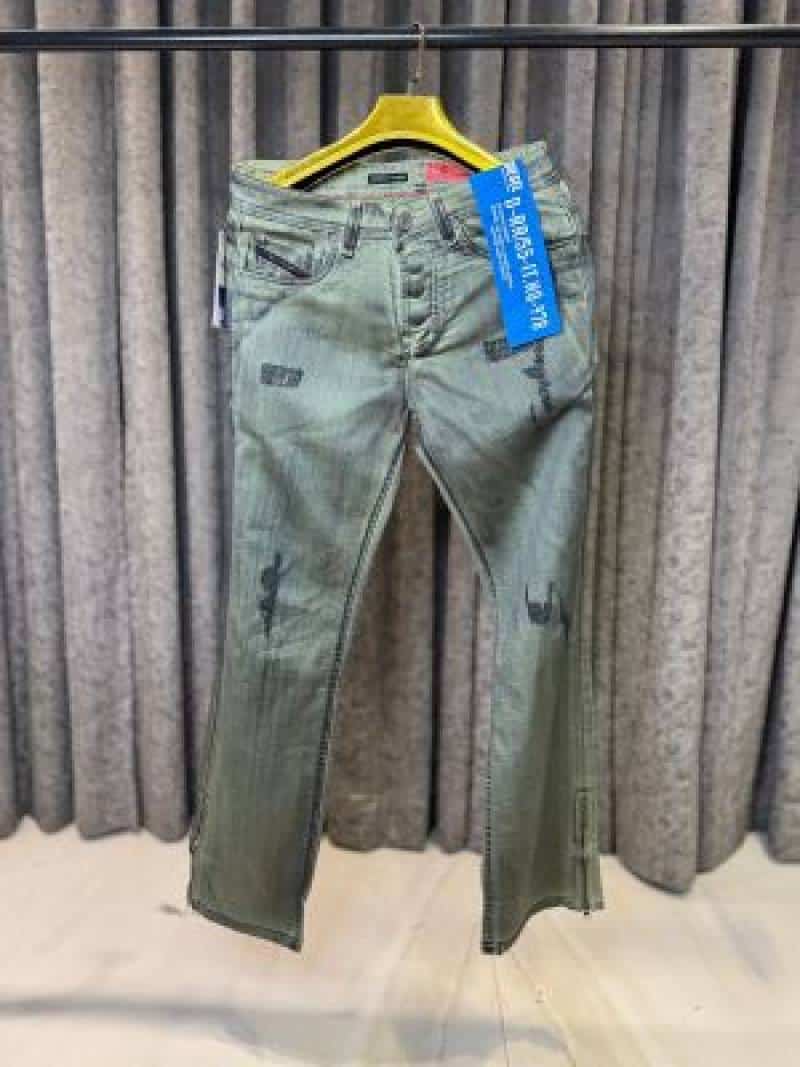 DIESE_L IMPORTED BOOTCUT JEANS Secondary image