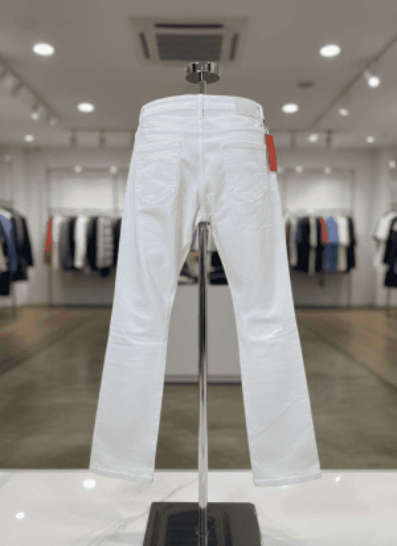 DIESE_L IMPORTED BOOTCUT JEANS