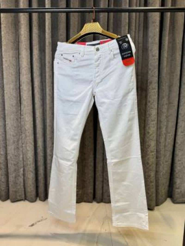 DIESE_L IMPORTED BOOTCUT JEANS