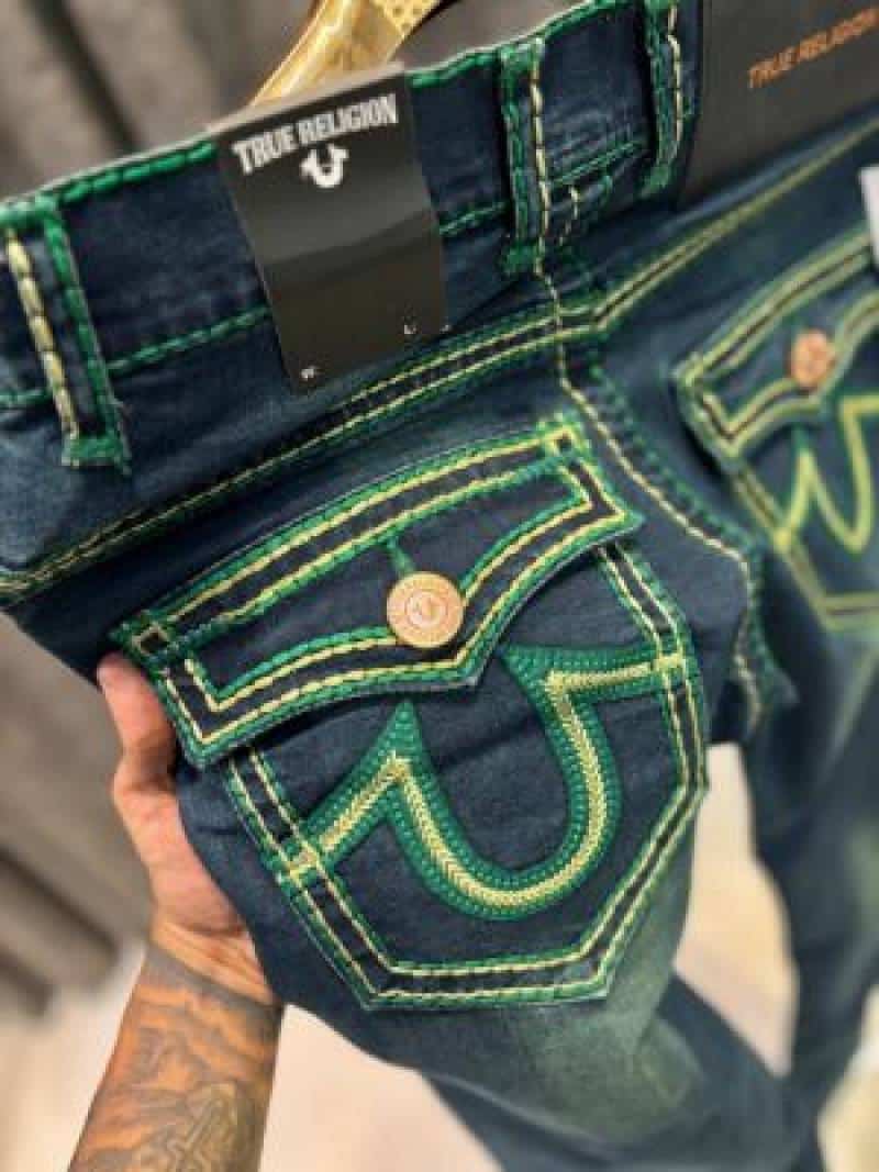 TRUE RELIGION IMPORTED BOOTCUT JEANS Secondary image
