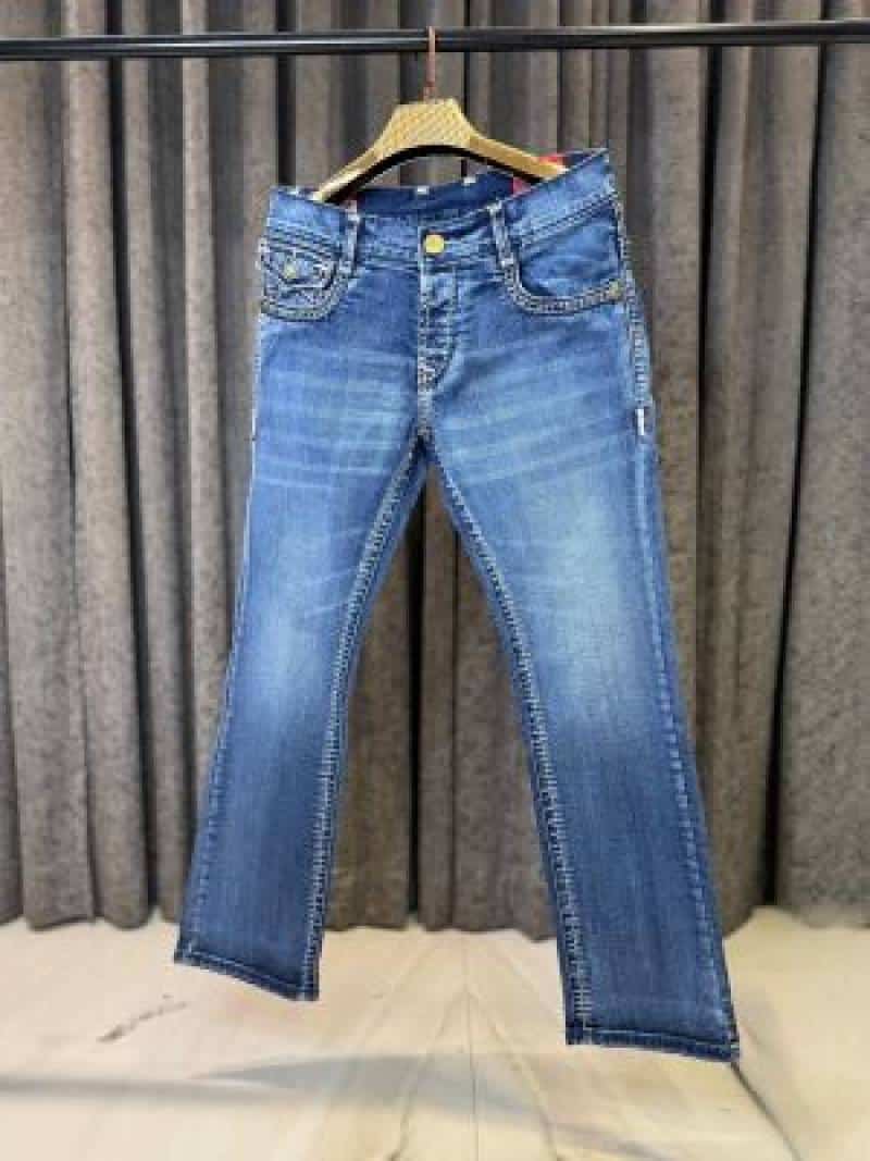 TRUE RELIGION IMPORTED JEANS 100% BOOTCUT