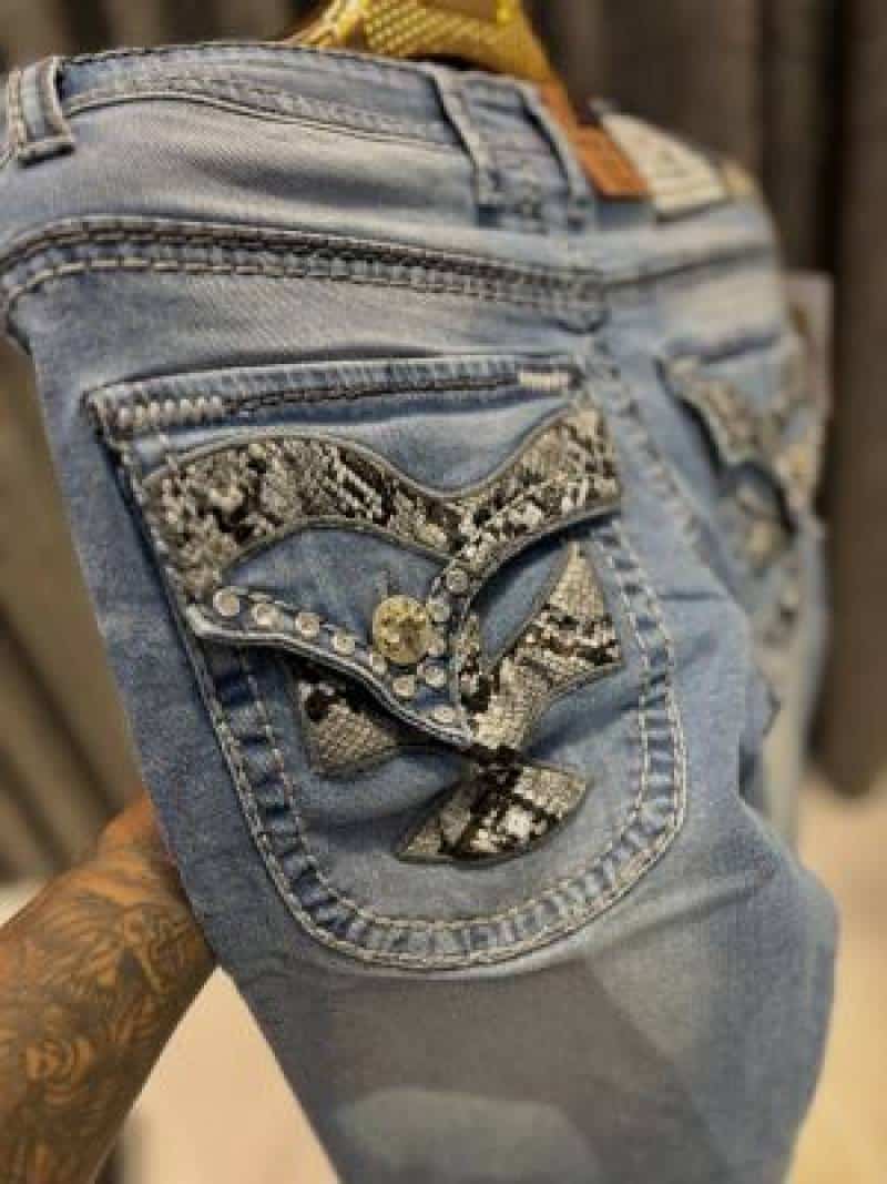 TRUE RELIGION IMPORTED JEANS 100% BOOTCUT Secondary image