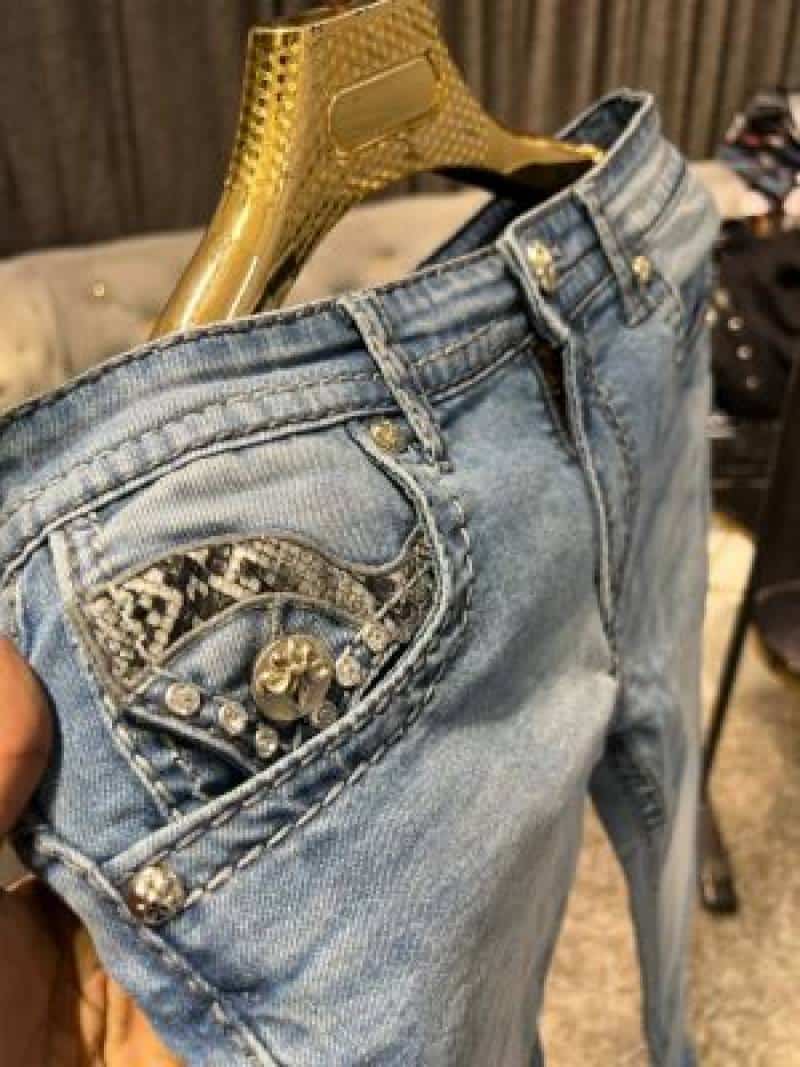 TRUE RELIGION IMPORTED JEANS 100% BOOTCUT