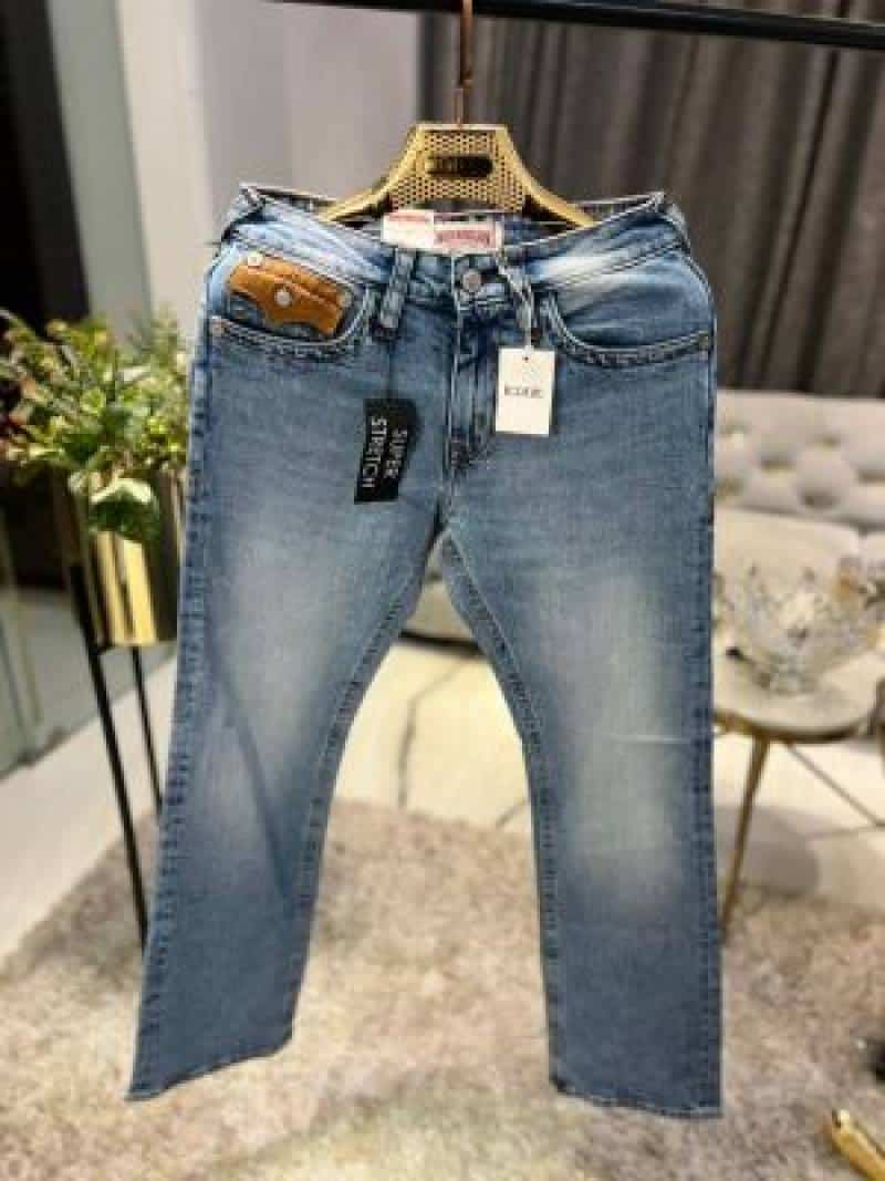 TRUE RELIGION IMPORTED JEANS 100% BOOTCUT