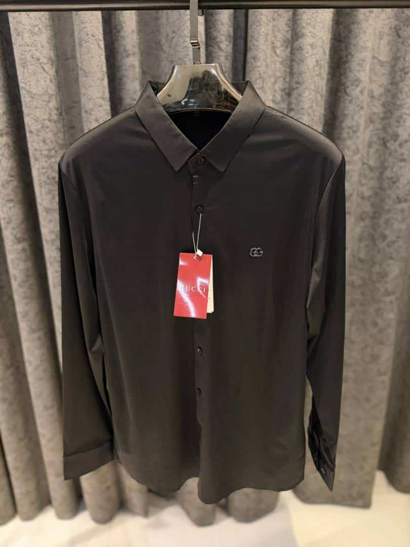 G-UCCI IMPORTED TRENDING KOREAN SHIRT BLACK Secondary image