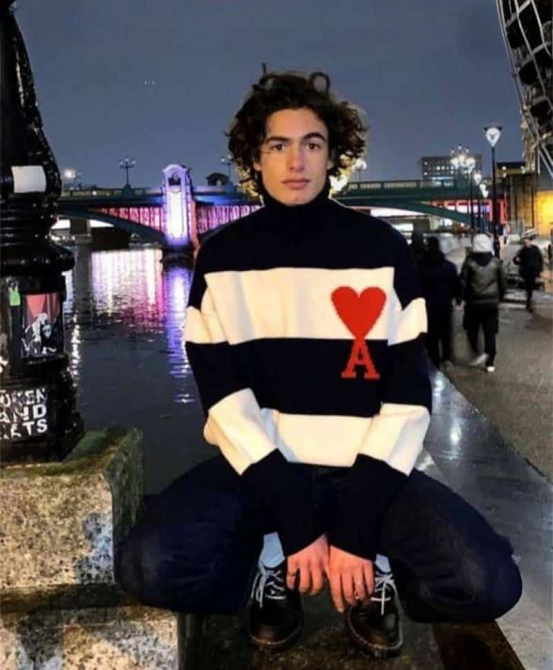 AMI PARIS IMPORTED TRENDING NAVY BLUE SWEATER