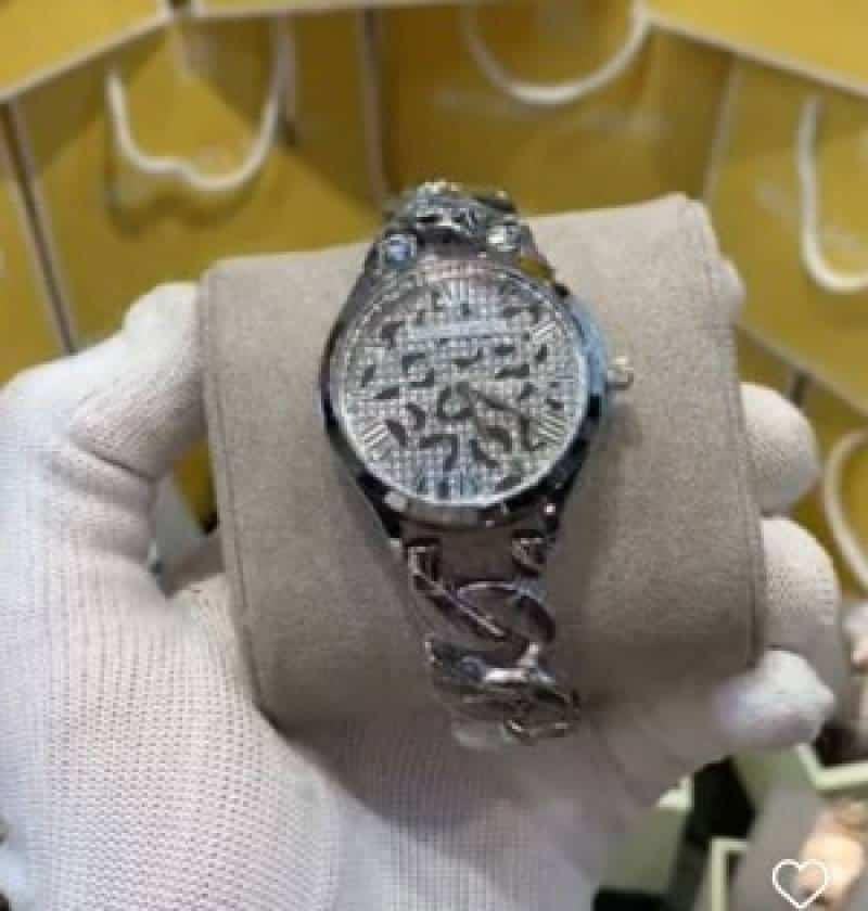 DIWALI SALE LADIES WATCH Main image