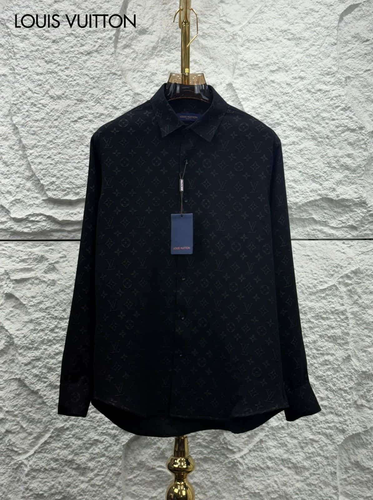 Louis  Vuitton Black MonogR..am! LuX..ury Shirt With Premium Box Packing And Carry Bag Secondary image