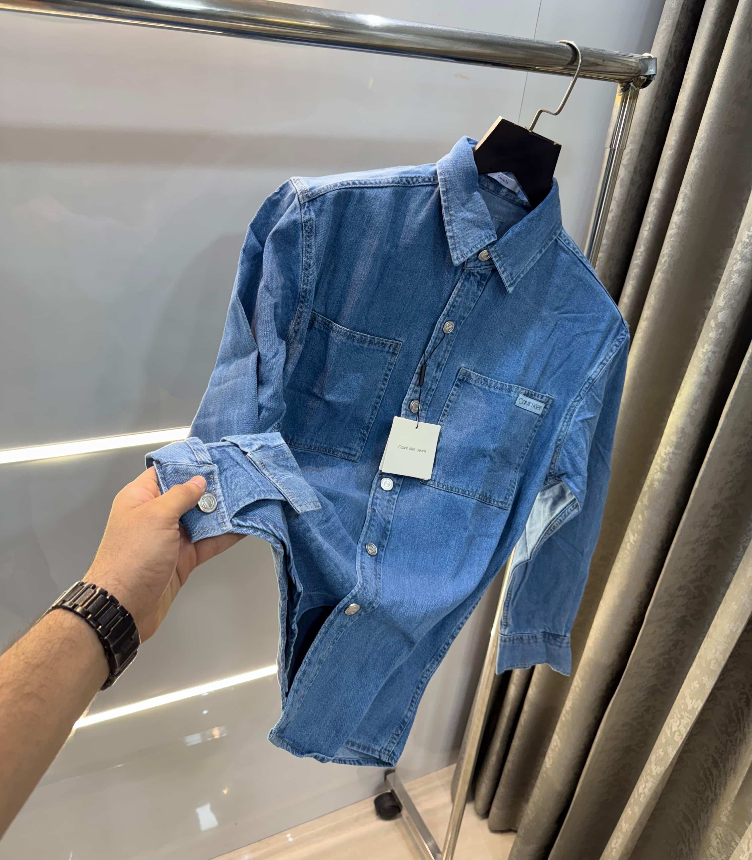 Calvi n Klein sky blue dinem   Look Premium Classic Shirt Secondary image