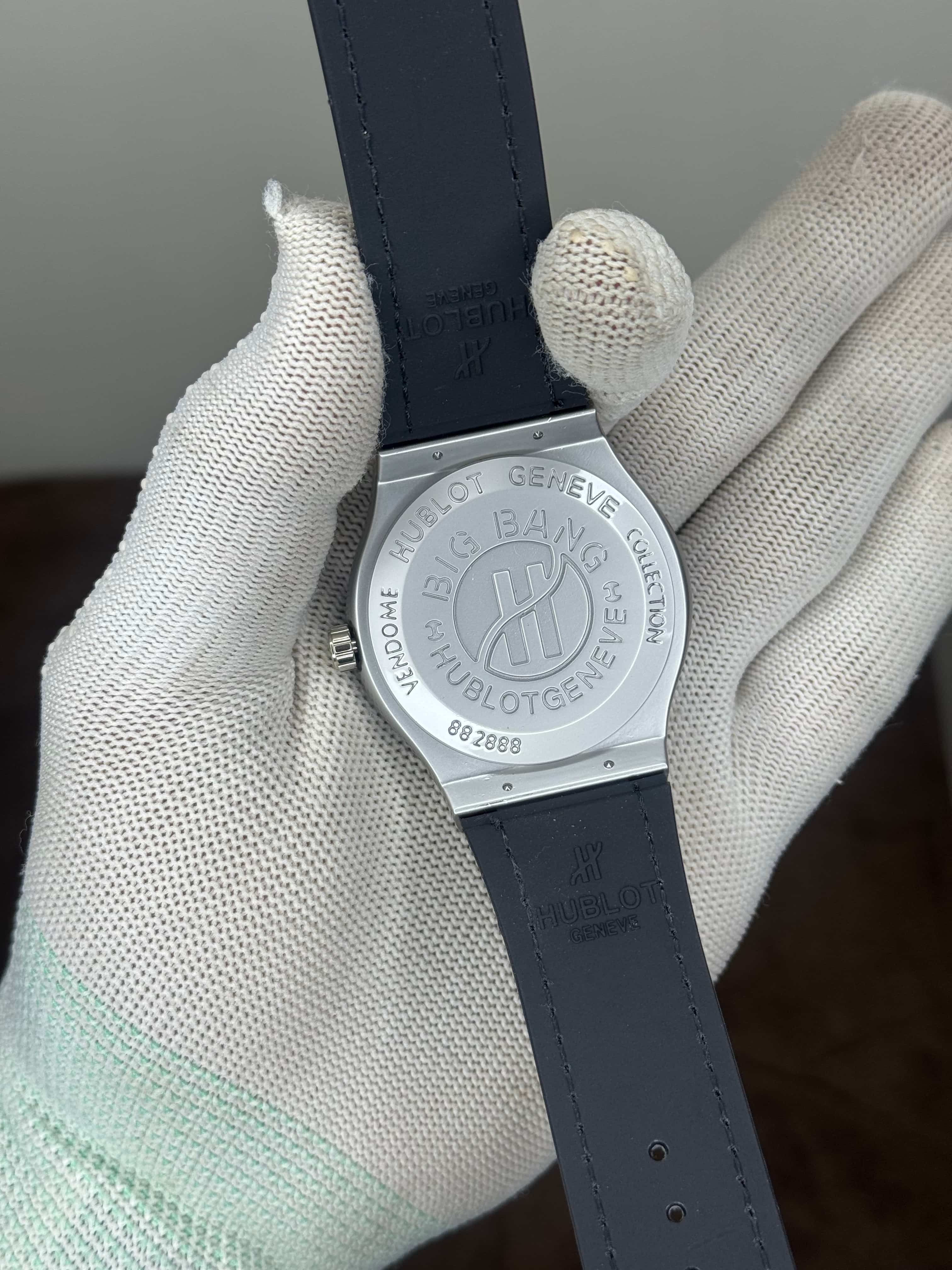 Hublot Big Bang Grey Quartz Watch