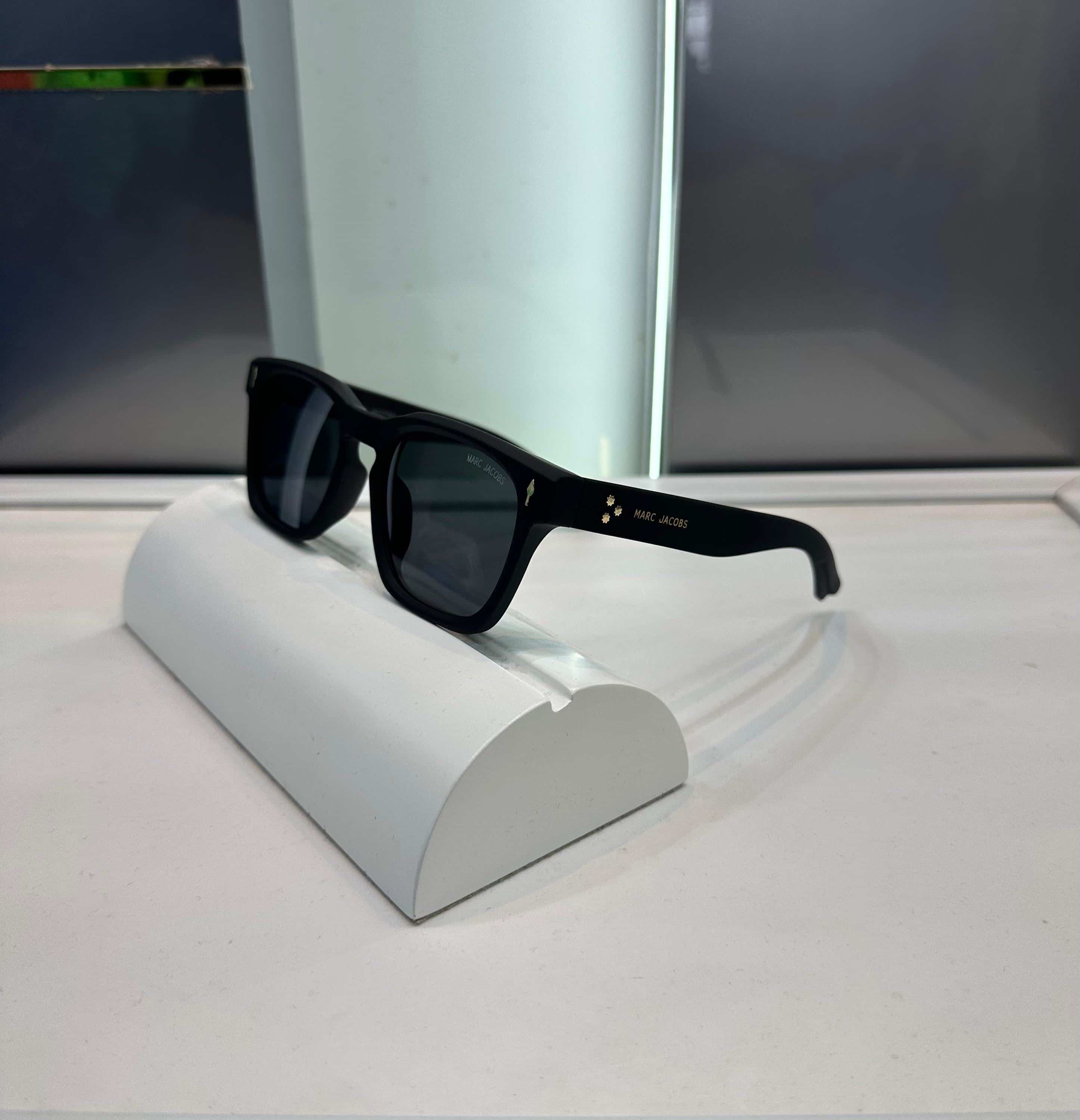 Marc Jacobs All Black Premium Shades 1125