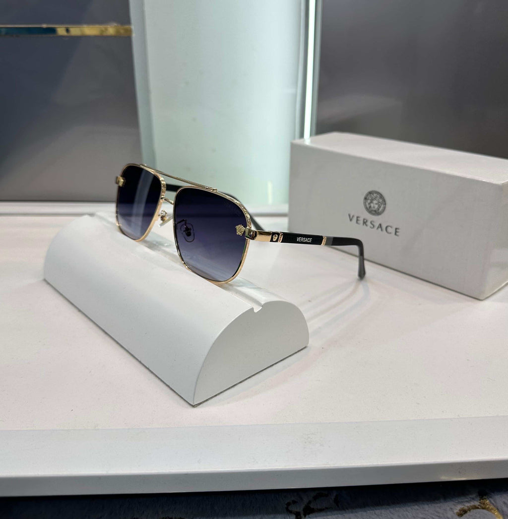 Versac e Gold Black Premium Shade 4094