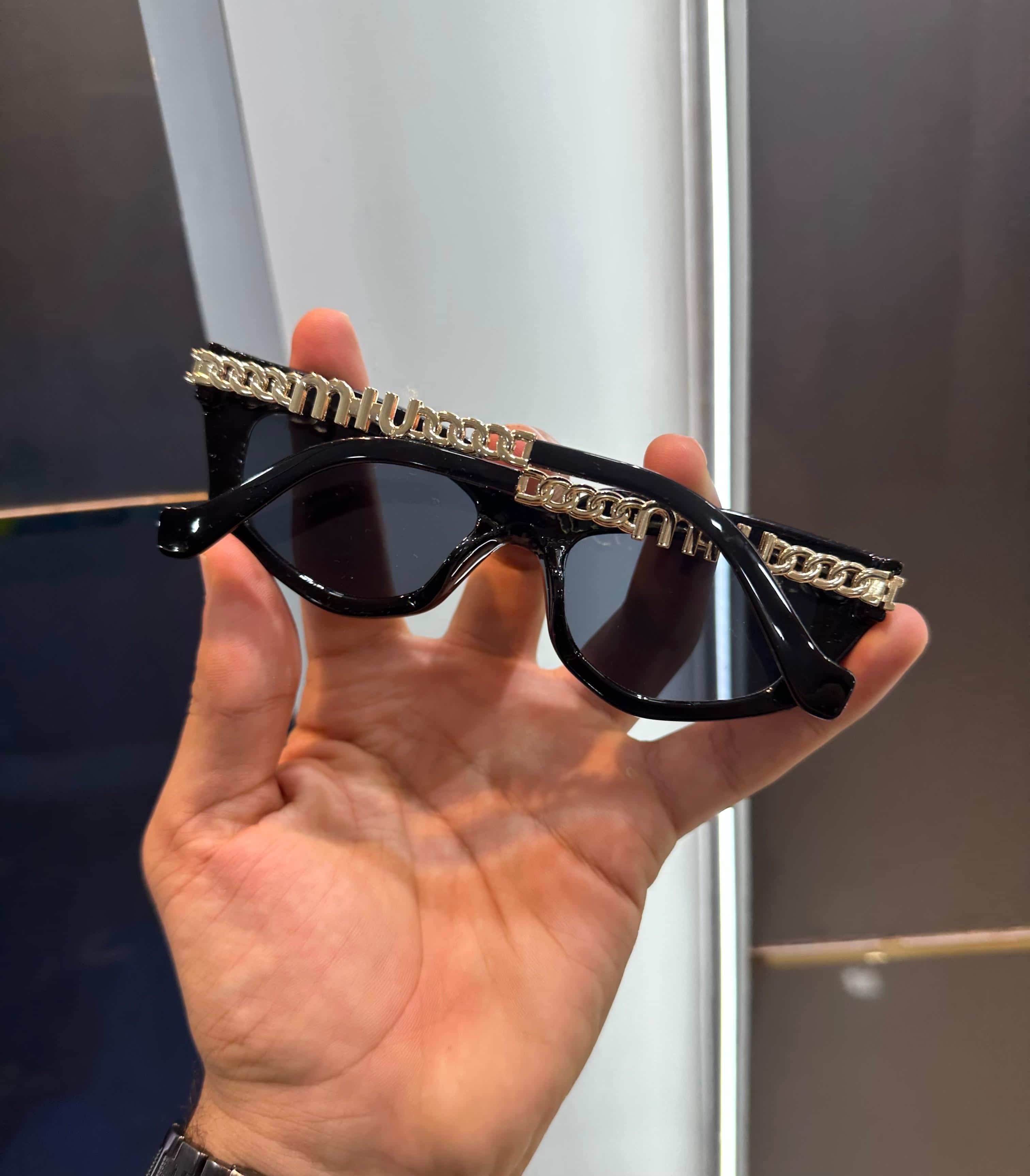 Miu Miu Gold Black Premium Shade 088 Secondary image