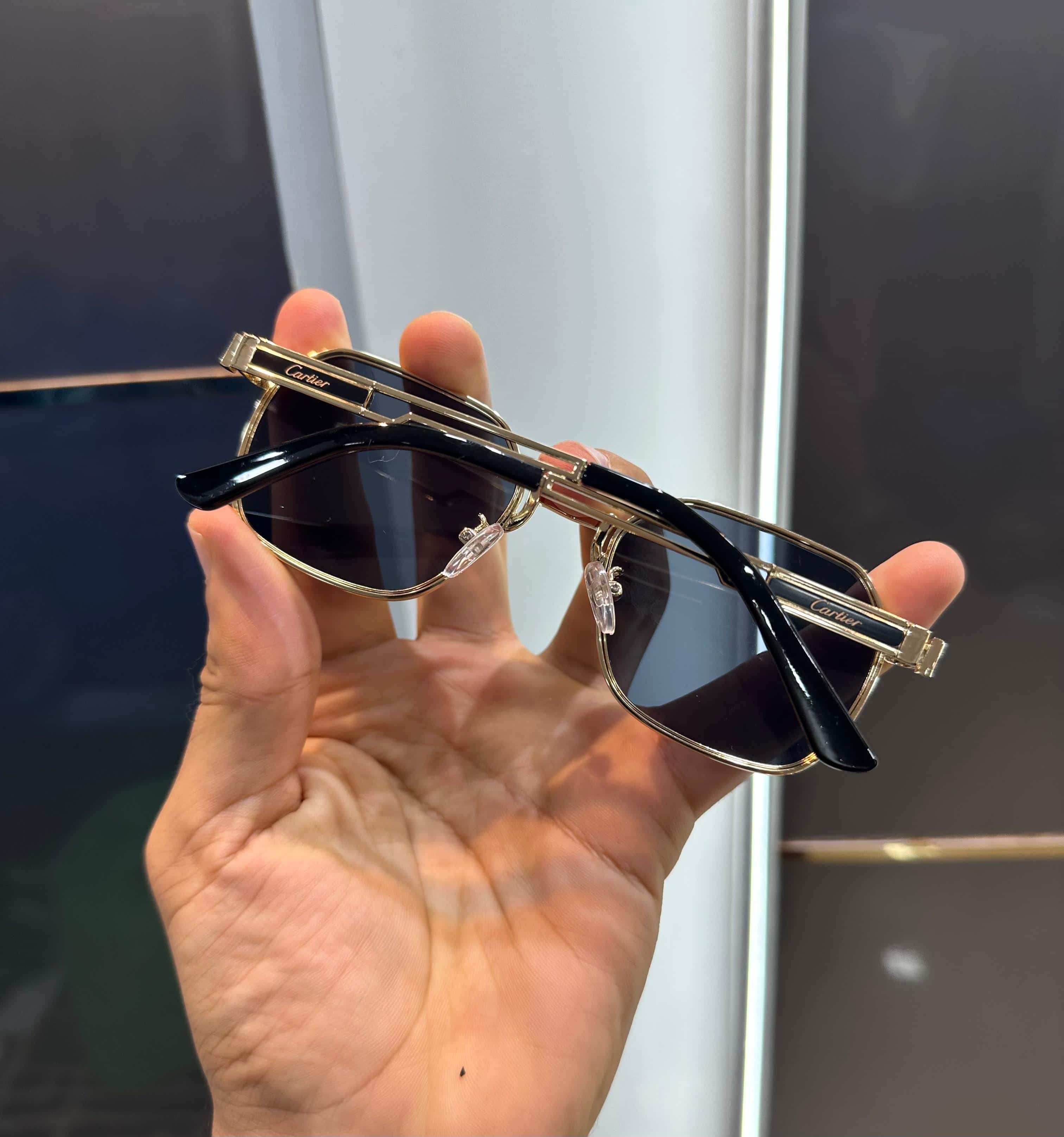 Cartie r Gold Black Premium Shades 1001 Secondary image