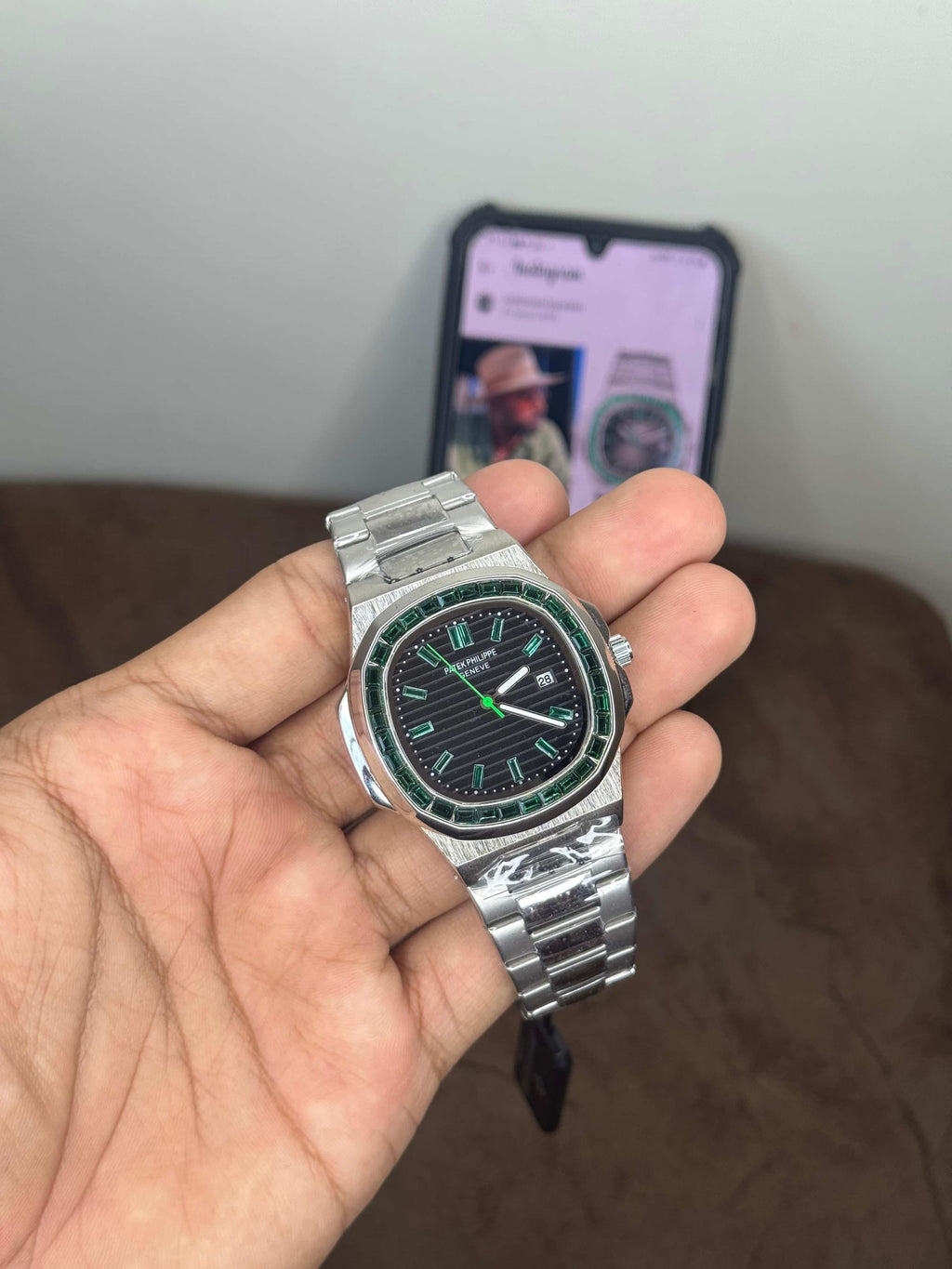 Patek  Philippe Nautilus Green Emerald Edition Quartz Watch