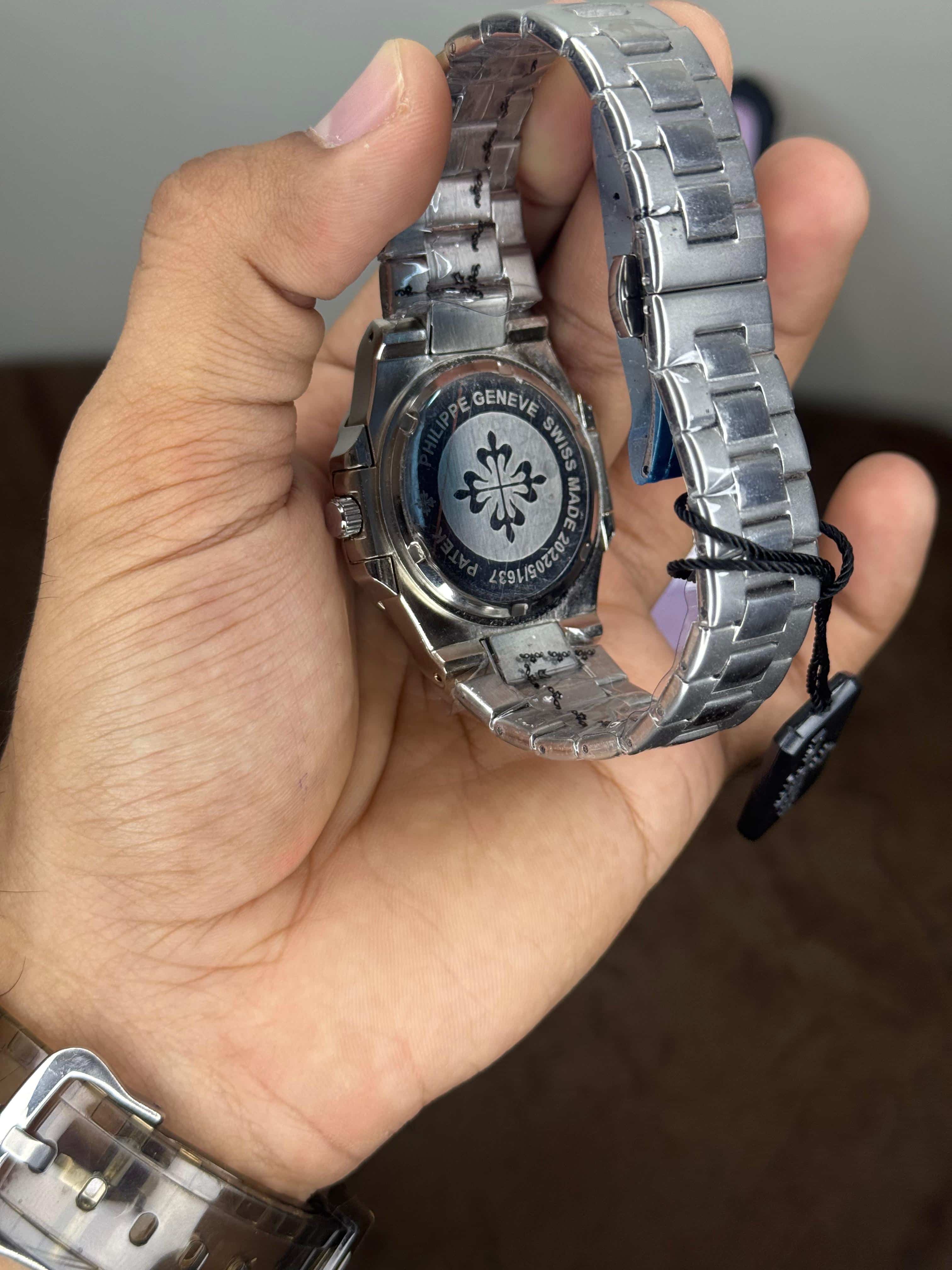 Patek  Philippe Nautilus Green Emerald Edition Quartz Watch