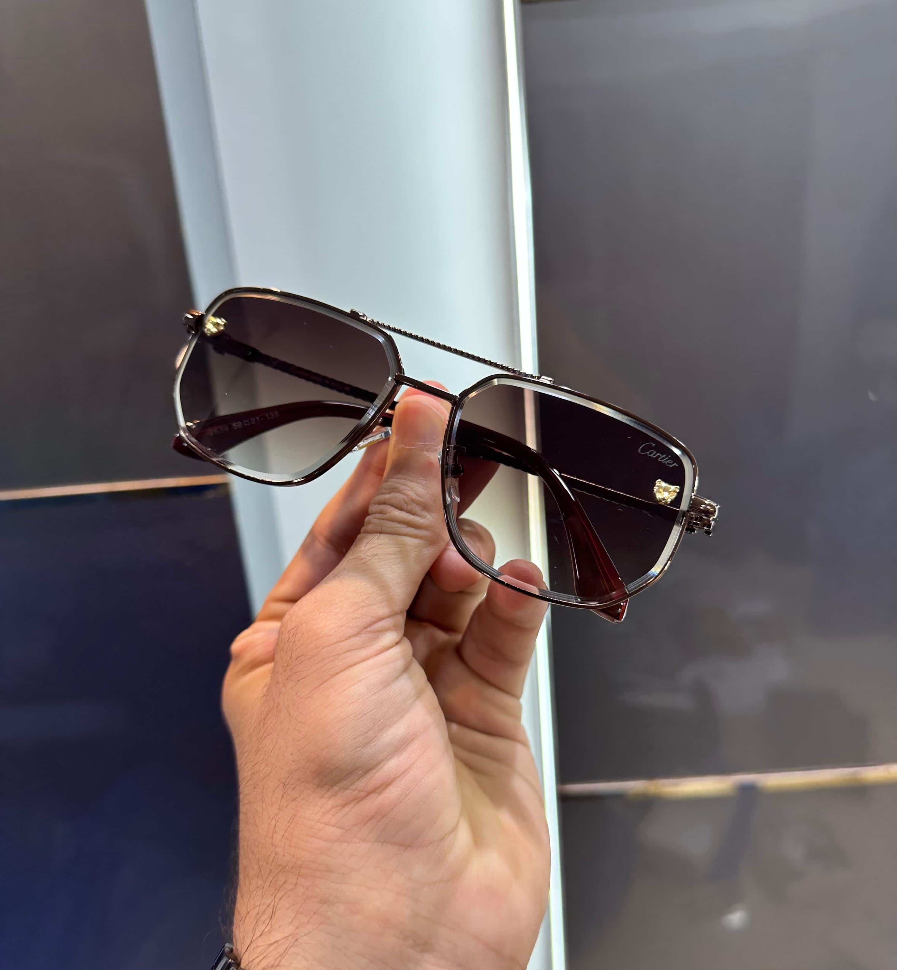 Cartie r All Brown Premium Shade 3530 Secondary image